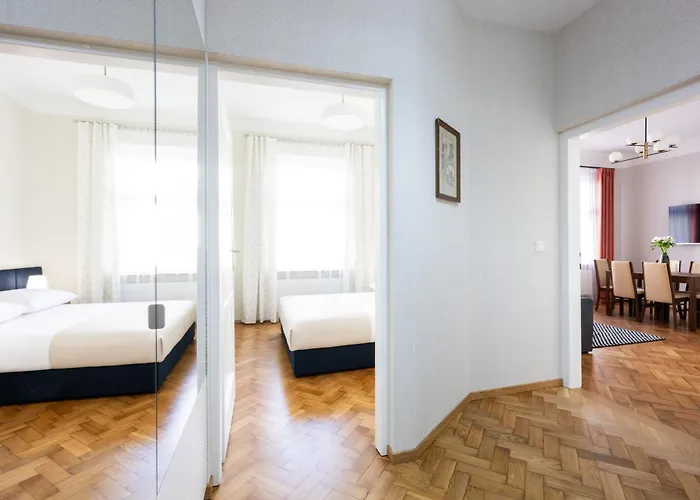 아파트 Native Rajska 6 *