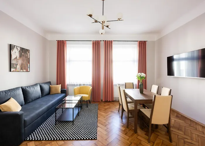 公寓 Native Rajska 6 *